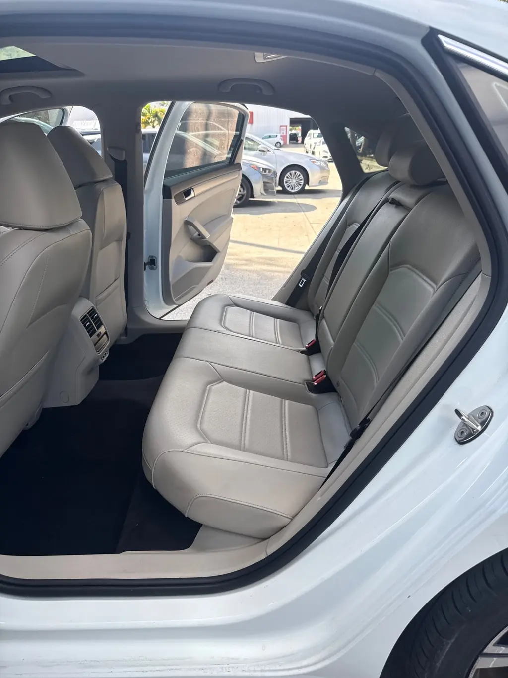 Florida Fine Cars - Used VOLKSWAGEN PASSAT 2021 WEST PALM 2.0T SE