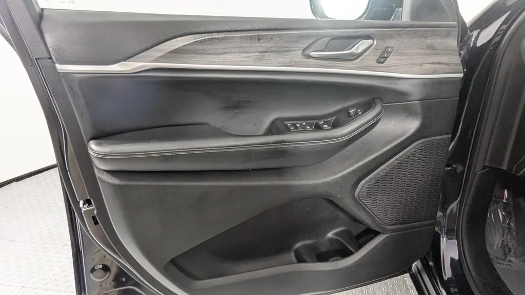 Florida Fine Cars - Used JEEP GRAND CHEROKEE L 2023 ORLANDO LIMITED