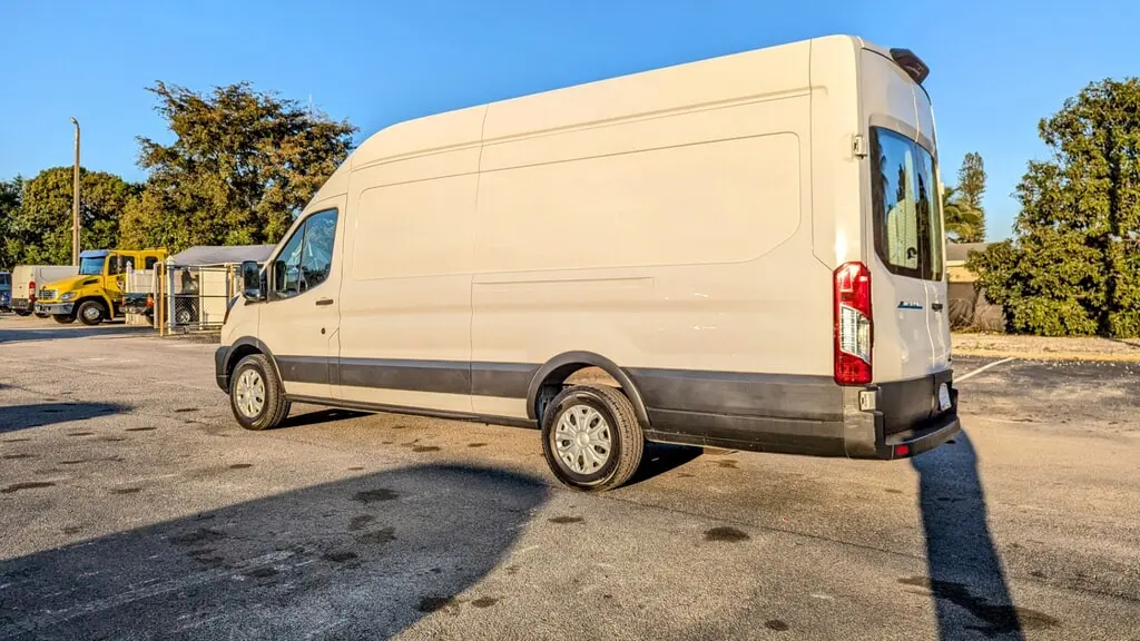 Florida Fine Cars - Used FORD E-TRANSIT 2022 MARGATE 