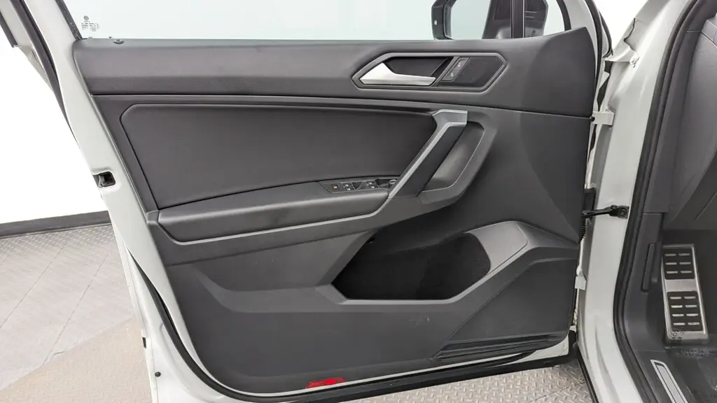 Florida Fine Cars - Used VOLKSWAGEN TIGUAN 2021 MARGATE SE R-LINE BLACK