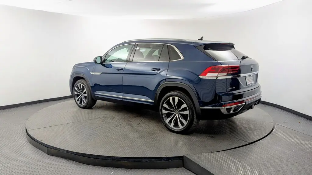 Florida Fine Cars - Used VOLKSWAGEN ATLAS CROSS SPORT 2022 MIAMI 3.6L V6 SEL PREMIUM R-LINE