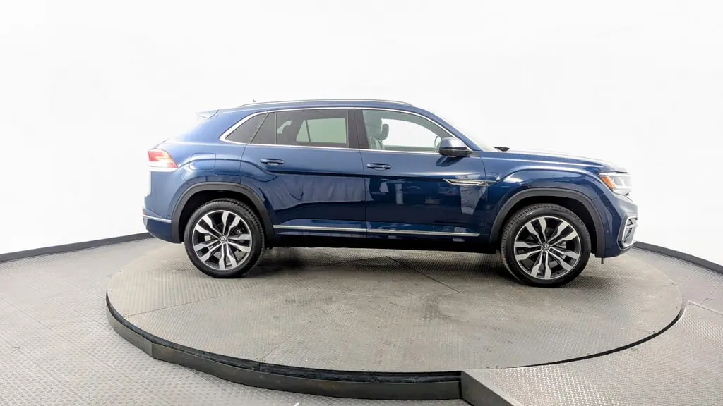 Florida Fine Cars - Used VOLKSWAGEN ATLAS CROSS SPORT 2022 MIAMI 3.6L V6 SEL PREMIUM R-LINE