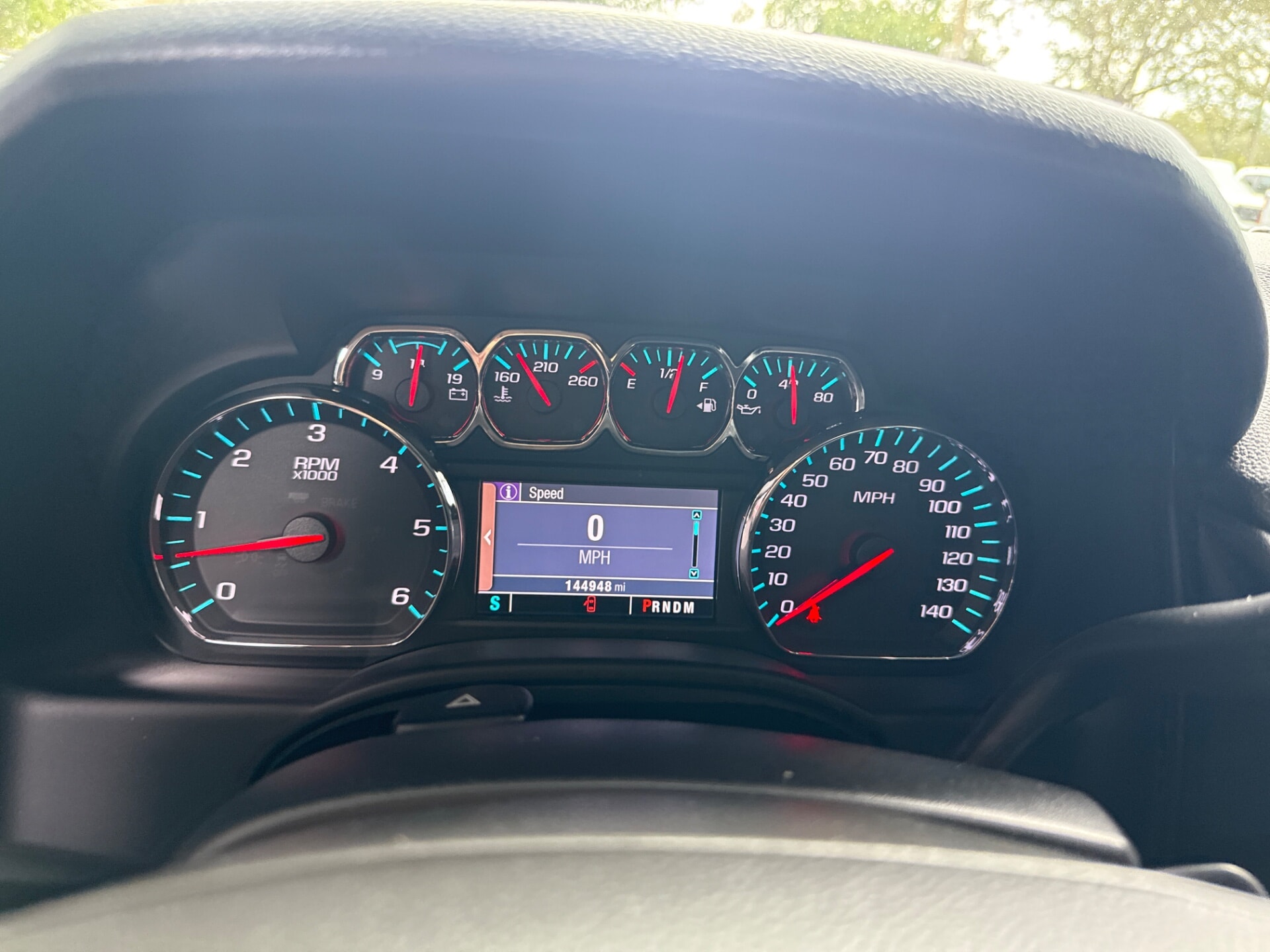 used vehicle - SUV CHEVROLET TAHOE 2015