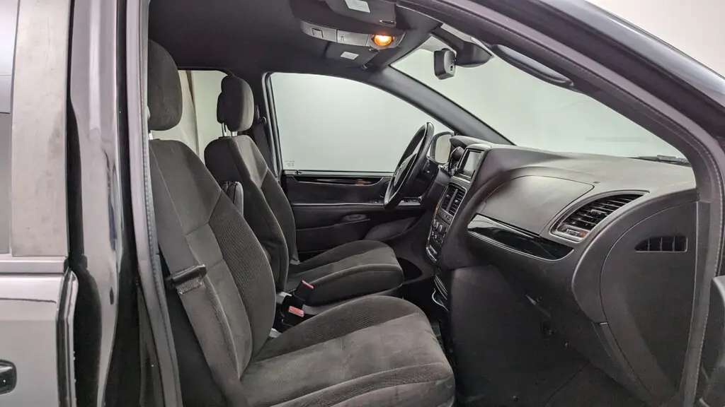 Florida Fine Cars - Used DODGE GRAND CARAVAN 2018 MARGATE SE PLUS