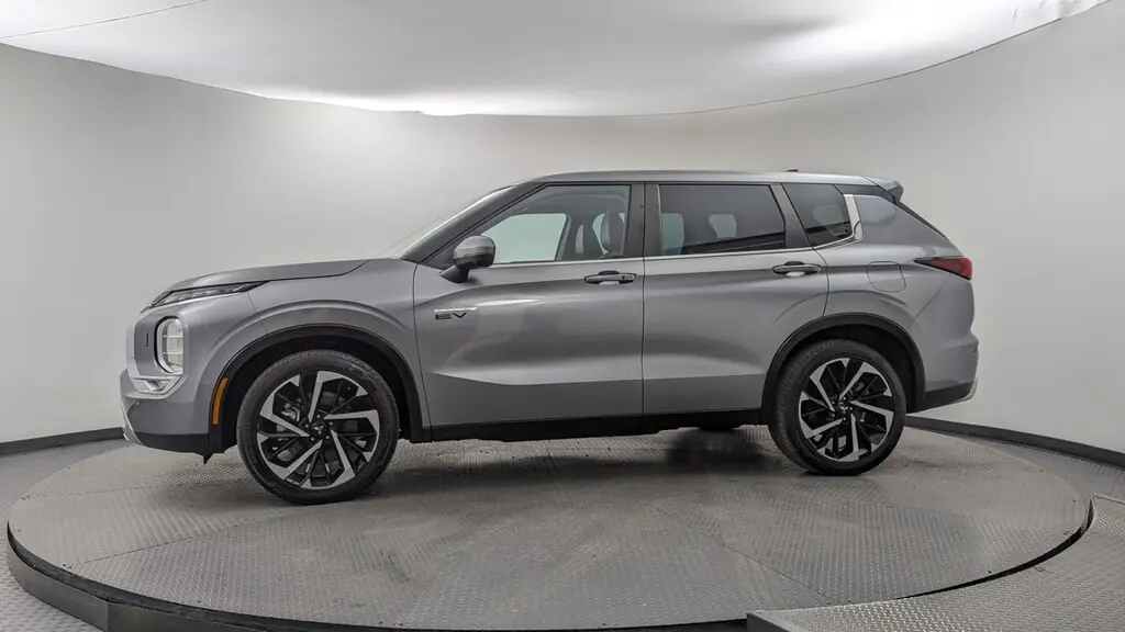 Florida Fine Cars - Used MITSUBISHI OUTLANDER PHEV 2023 MIAMI SE