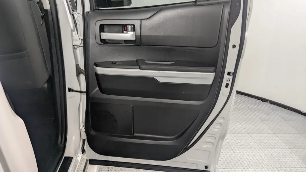 Florida Fine Cars - Used TOYOTA TUNDRA 4WD 2019 ORLANDO SR5