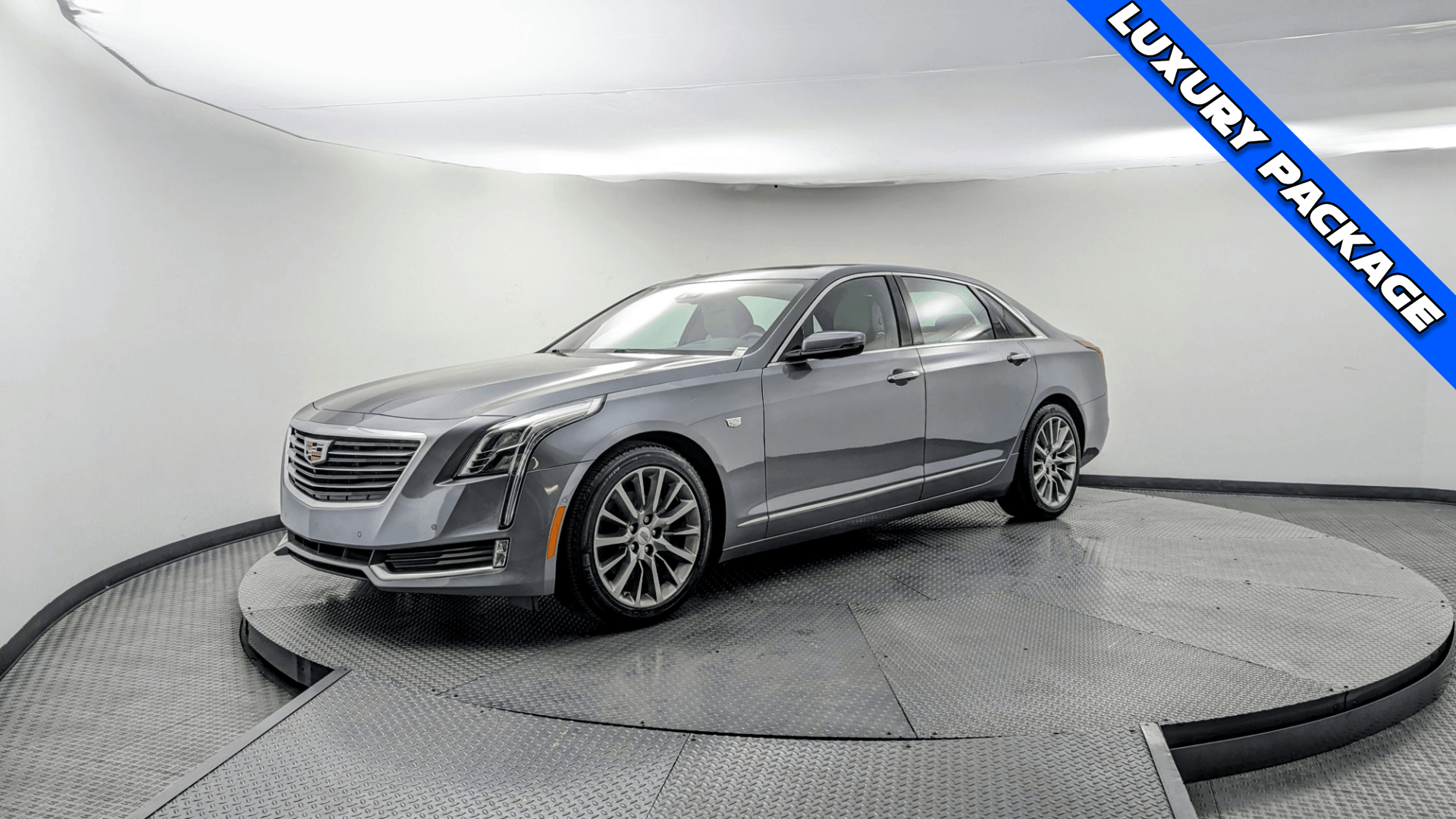 2018 Cadillac CT6 2.0T Luxury RWD's photo