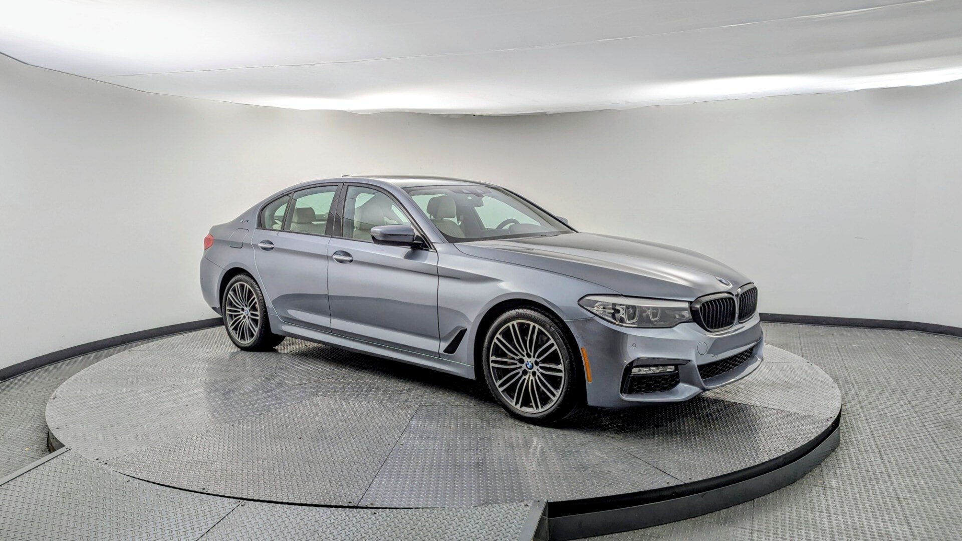 used vehicle - SEDAN BMW 5 SERIES 2018