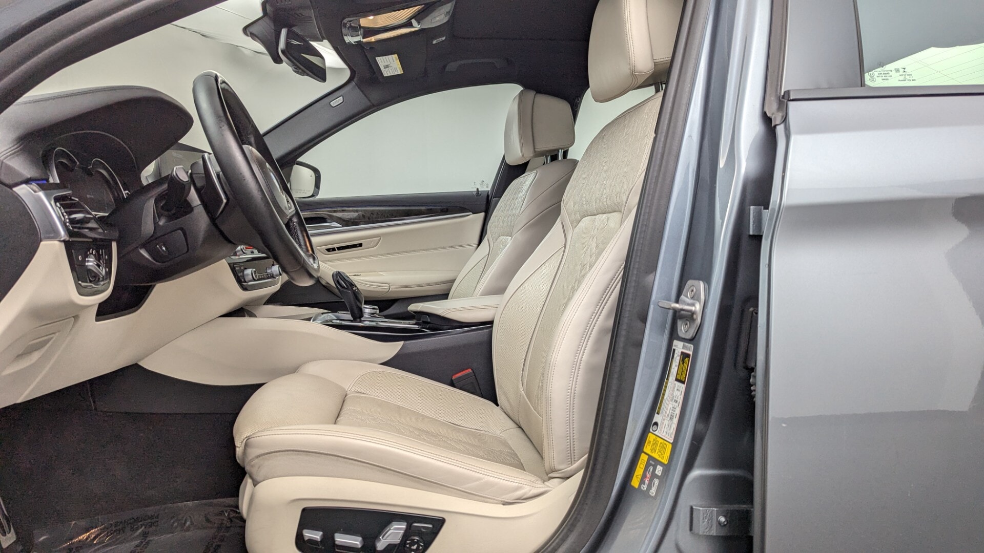 used vehicle - SEDAN BMW 5 SERIES 2018