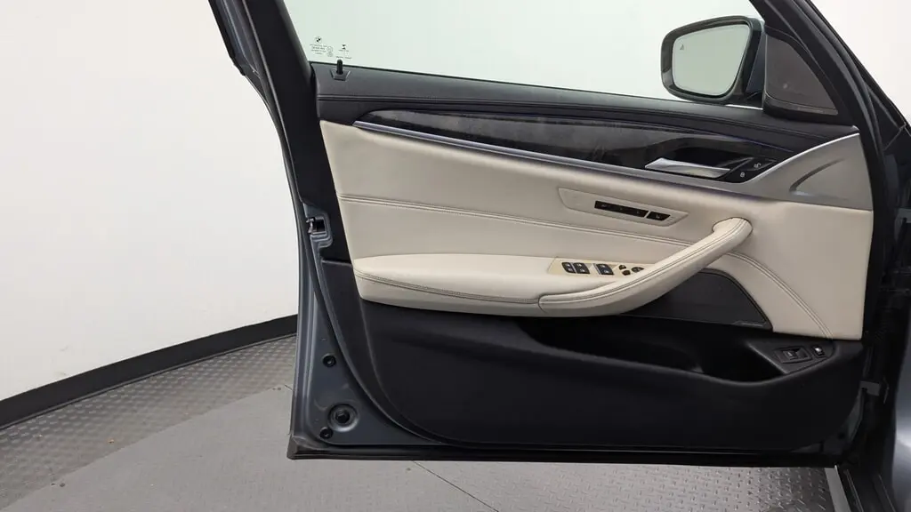 Florida Fine Cars - Used BMW 5 SERIES 2018 WEST PALM 530E IPERFORMANCE