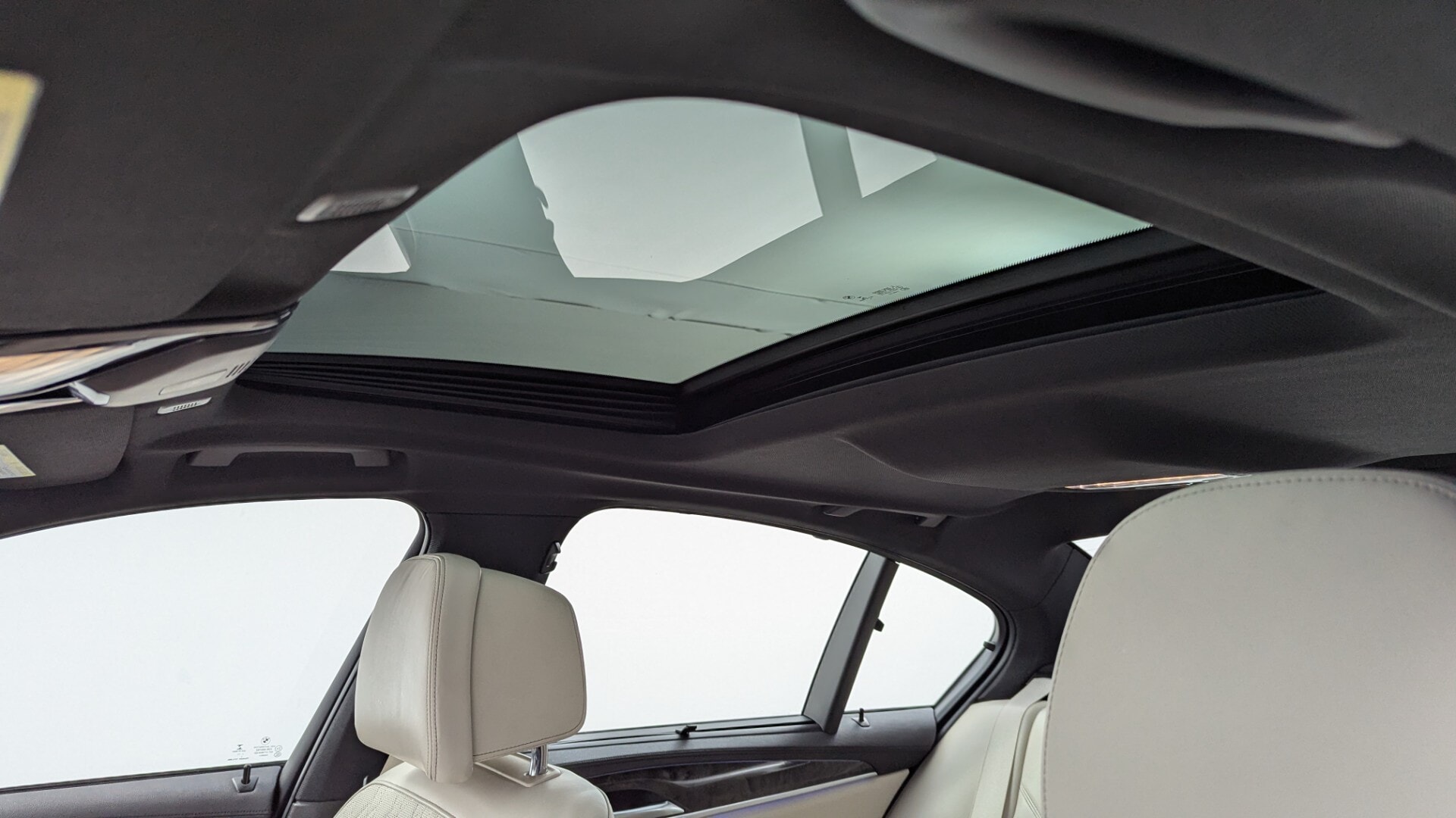 used vehicle - SEDAN BMW 5 SERIES 2018