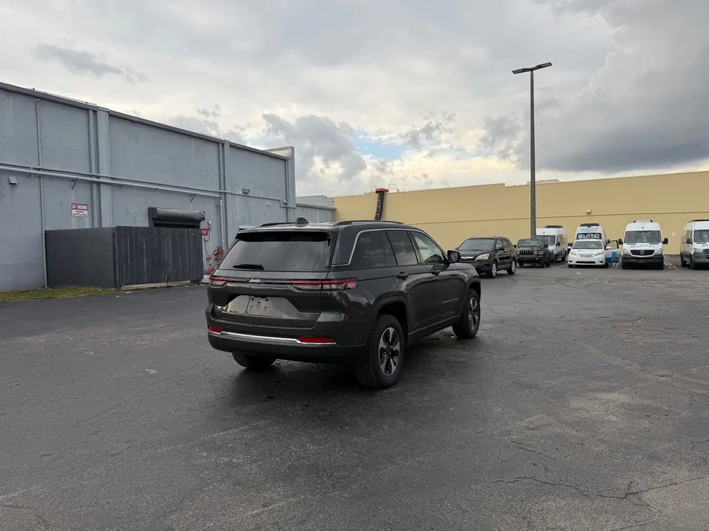 Florida Fine Cars - Used JEEP GRAND CHEROKEE 4XE 2023 MIAMI 