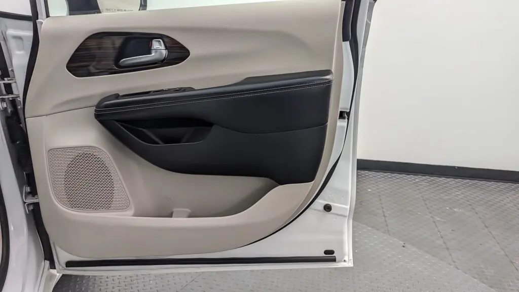 Florida Fine Cars - Used CHRYSLER PACIFICA 2023 WEST PALM LIMITED