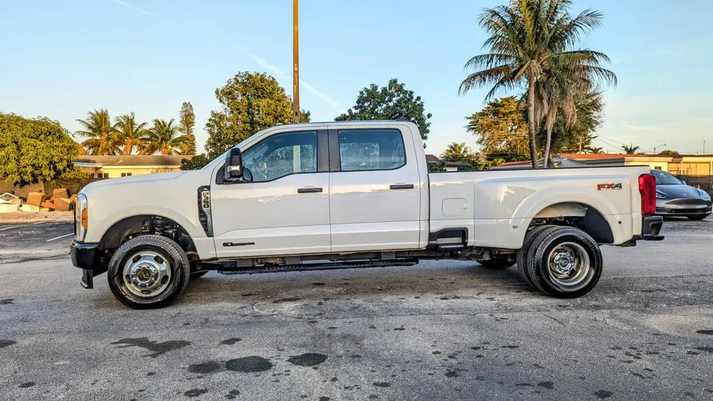Florida Fine Cars - Used FORD SUPER DUTY F-350 DRW 2023 MARGATE XL
