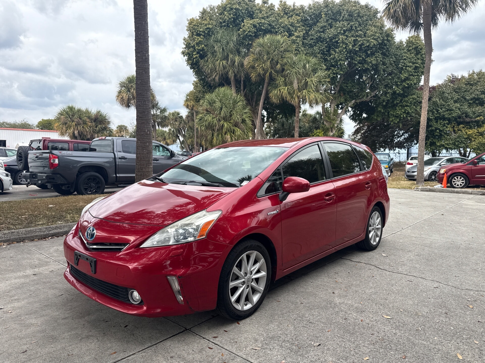 2013 Toyota Prius v Five