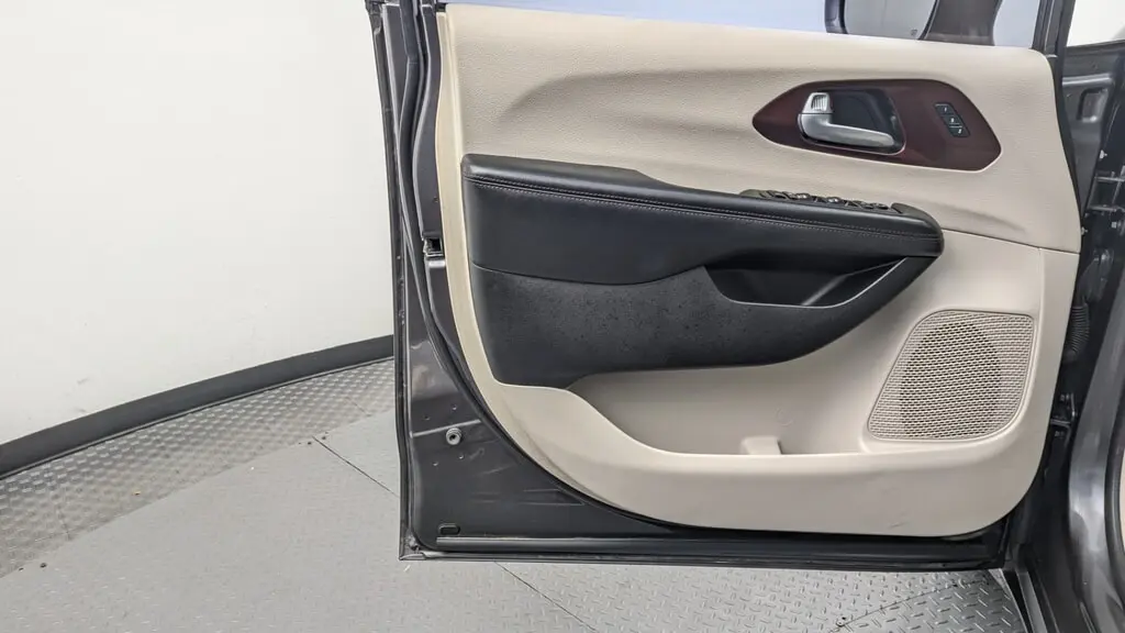 Florida Fine Cars - Used CHRYSLER PACIFICA 2018 WEST PALM LIMITED