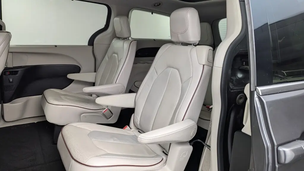 Florida Fine Cars - Used CHRYSLER PACIFICA 2018 WEST PALM LIMITED