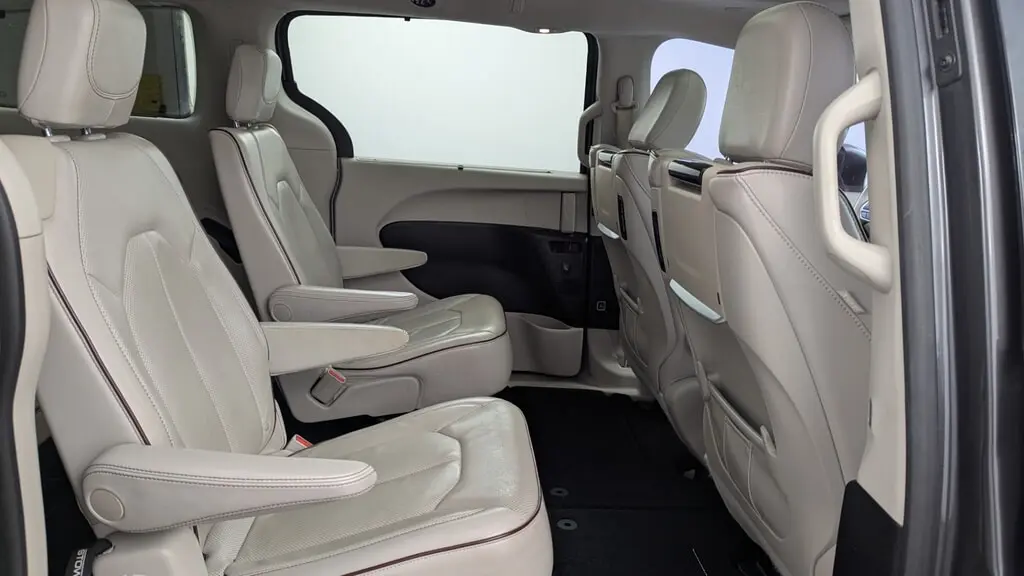 Florida Fine Cars - Used CHRYSLER PACIFICA 2018 WEST PALM LIMITED