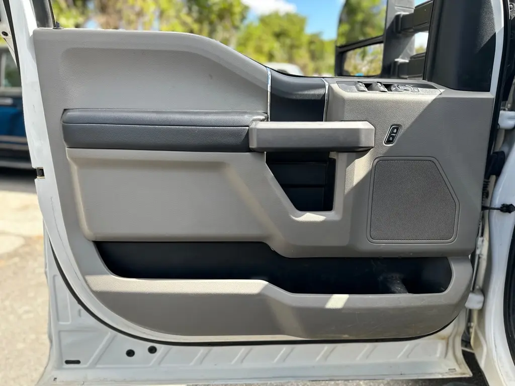 Florida Fine Cars - Used FORD SUPER DUTY F-250 SRW 2019 MARGATE XLT