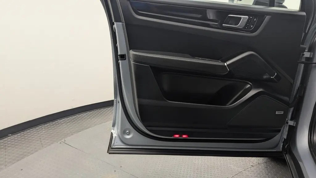 Florida Fine Cars - Used PORSCHE CAYENNE 2022 WEST PALM 