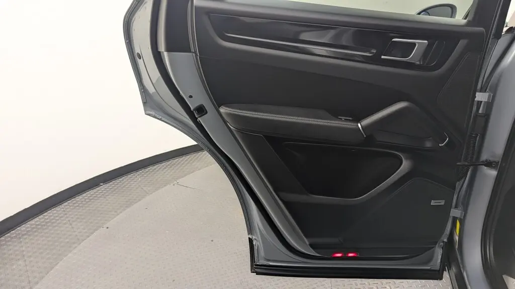 Florida Fine Cars - Used PORSCHE CAYENNE 2022 WEST PALM 