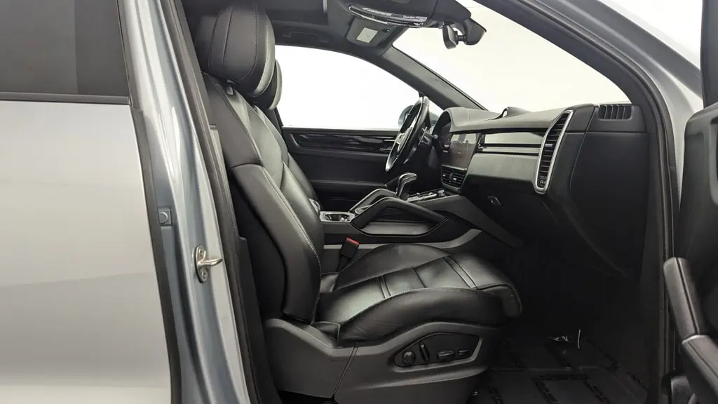 Florida Fine Cars - Used PORSCHE CAYENNE 2022 WEST PALM 