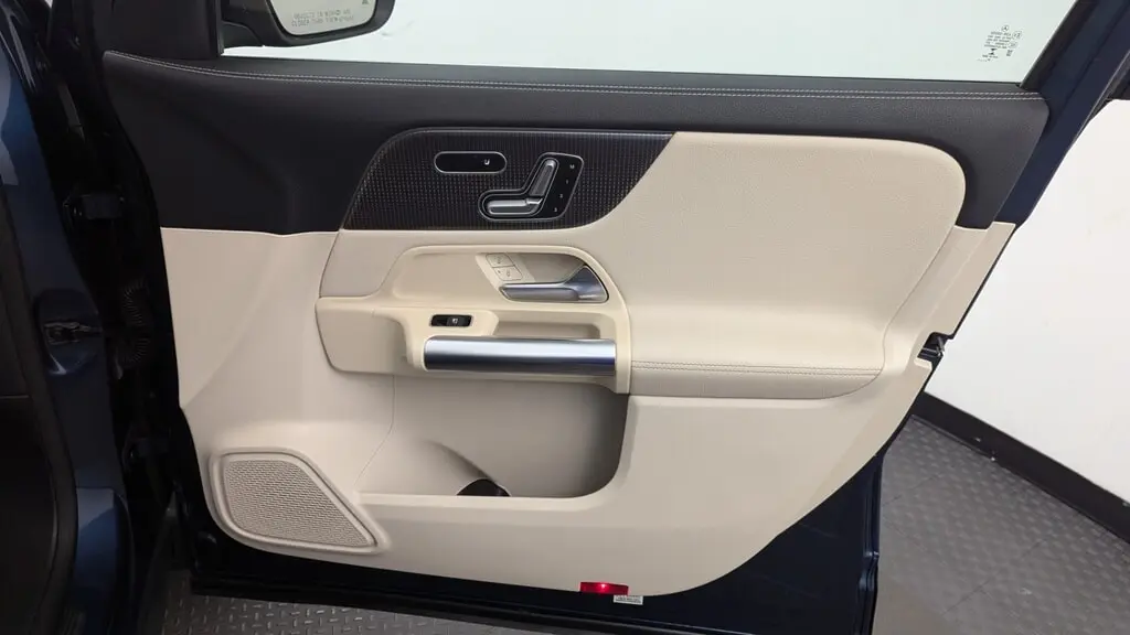 Florida Fine Cars - Used MERCEDES-BENZ GLA 2021 MIAMI GLA 250