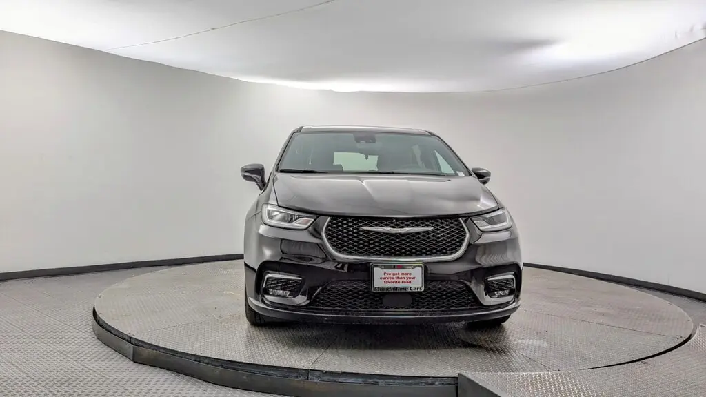 Florida Fine Cars - Used CHRYSLER PACIFICA 2025 MARGATE HYBRID SELECT