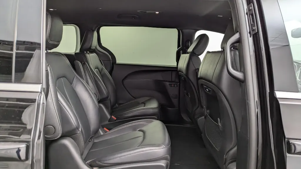 Florida Fine Cars - Used CHRYSLER PACIFICA 2025 MARGATE HYBRID SELECT