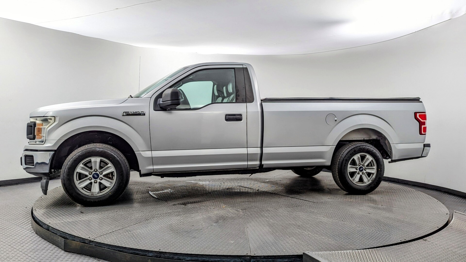 used vehicle - TRUCK FORD F-150 2019