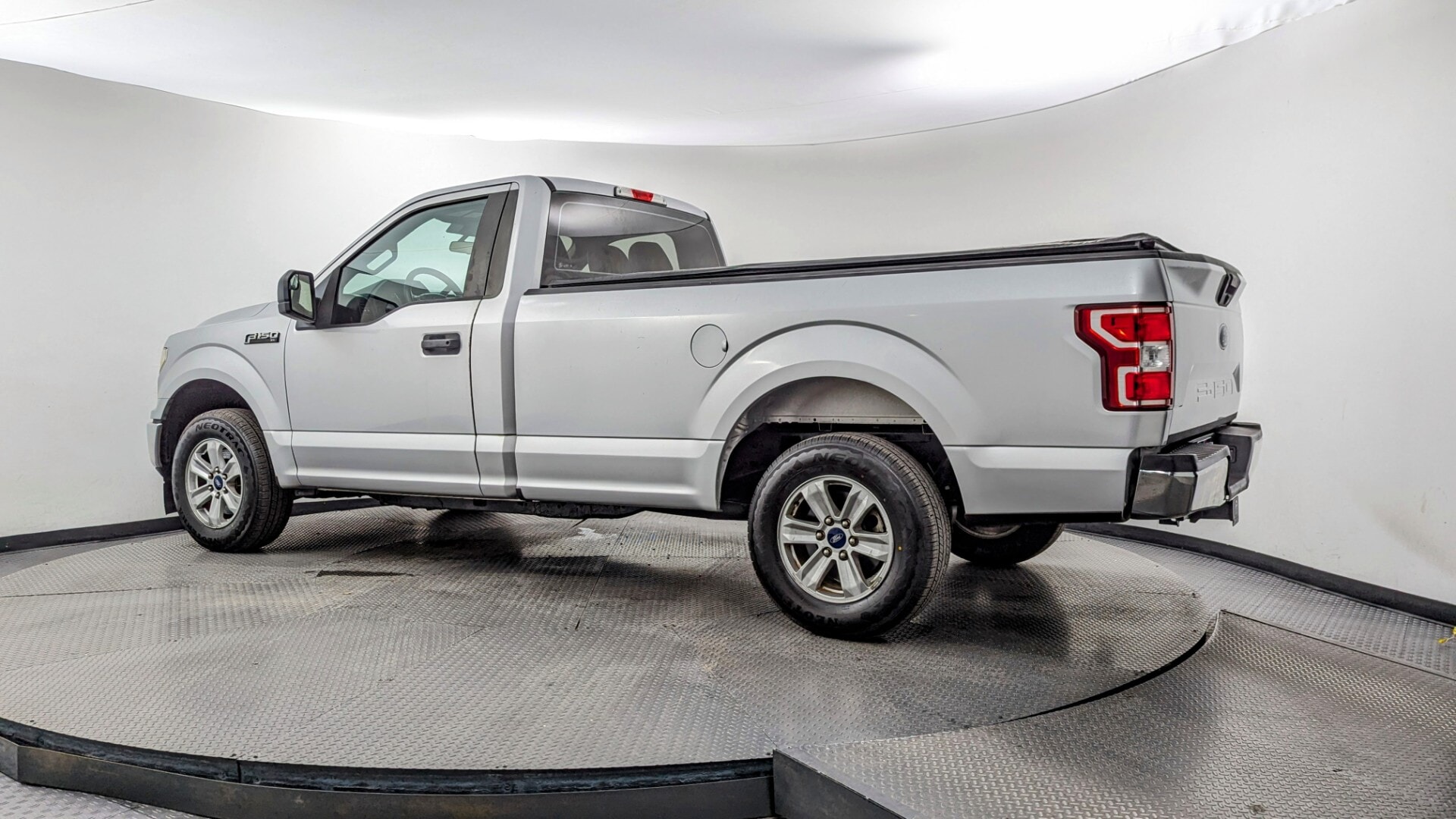 used vehicle - TRUCK FORD F-150 2019