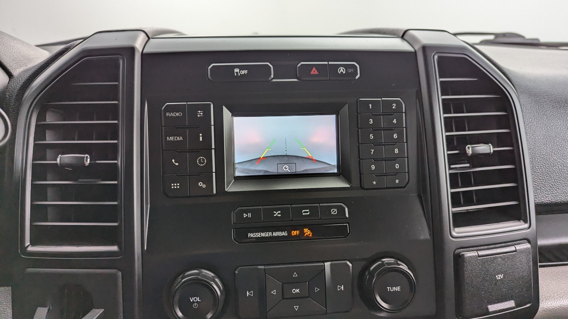 used vehicle - TRUCK FORD F-150 2019