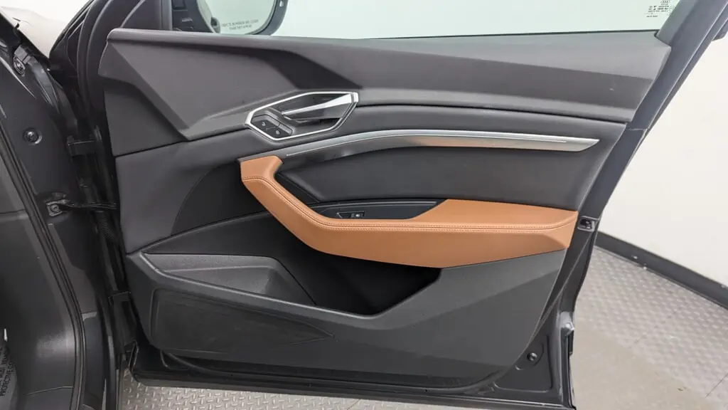 Florida Fine Cars - Used AUDI E-TRON 2022 MIAMI PREMIUM