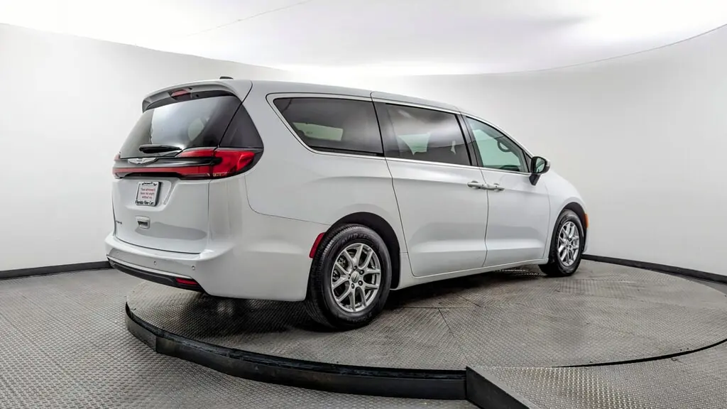 Florida Fine Cars - Used CHRYSLER PACIFICA 2023 MARGATE TOURING L