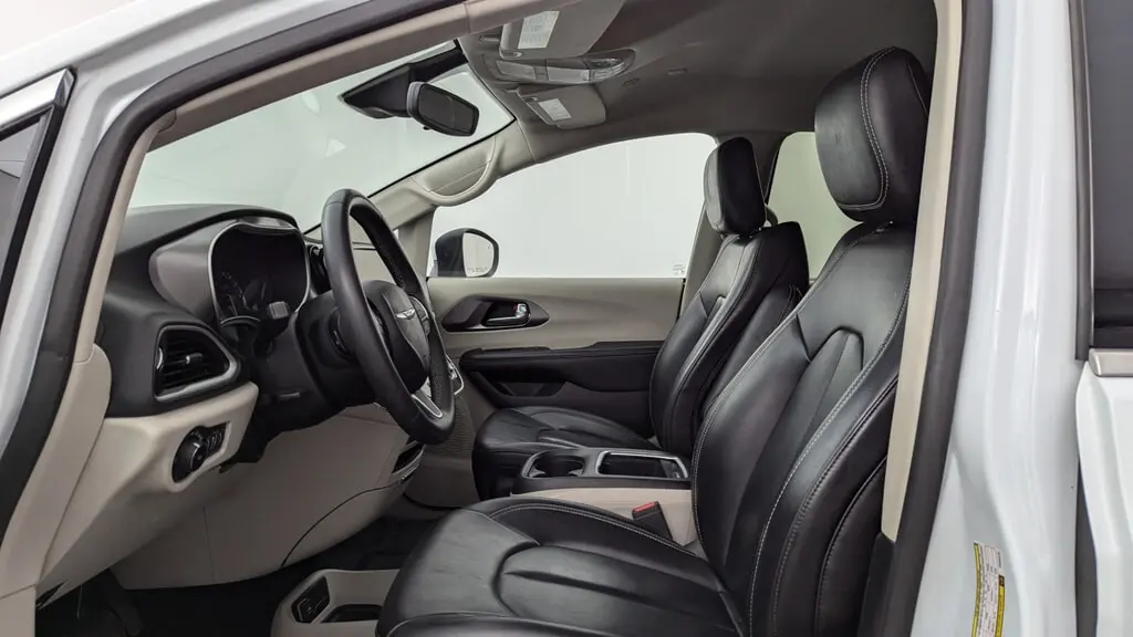 Florida Fine Cars - Used CHRYSLER PACIFICA 2023 MARGATE TOURING L