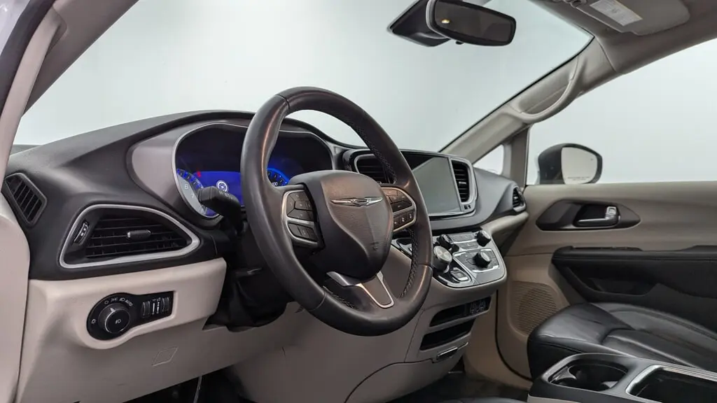 Florida Fine Cars - Used CHRYSLER PACIFICA 2023 MARGATE TOURING L