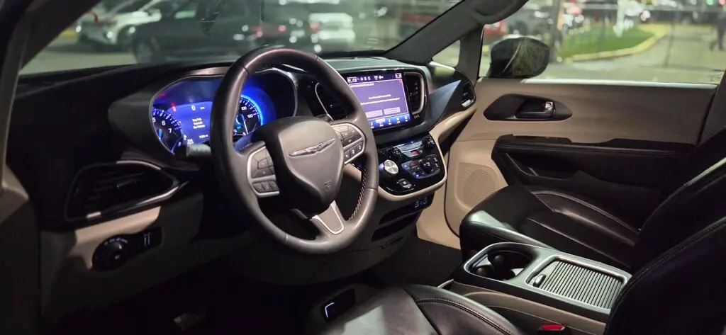 Florida Fine Cars - Used CHRYSLER PACIFICA 2023 MARGATE TOURING L