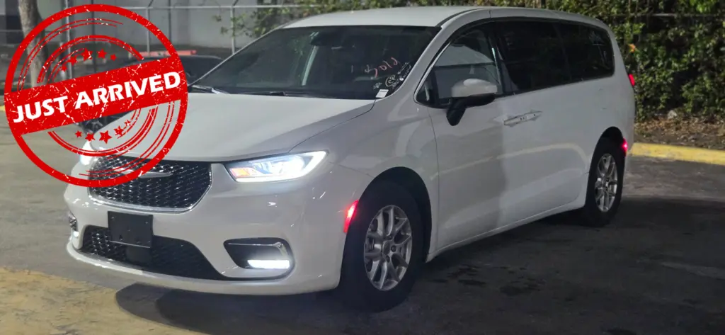 Florida Fine Cars - Used CHRYSLER PACIFICA 2023 MARGATE TOURING L