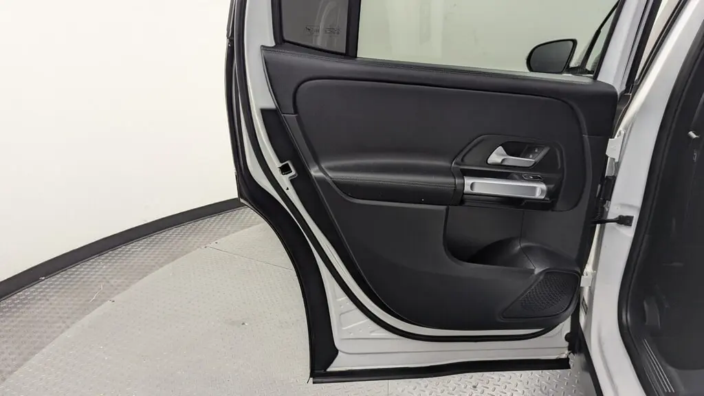 Florida Fine Cars - Used MERCEDES-BENZ GLB 2023 WEST PALM GLB 250