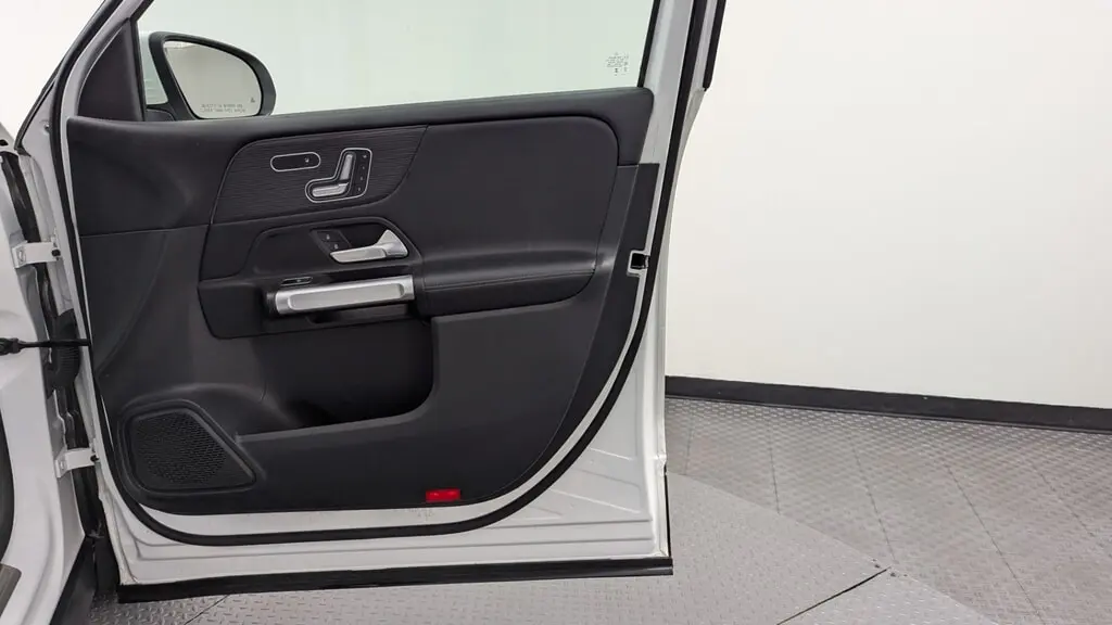 Florida Fine Cars - Used MERCEDES-BENZ GLB 2023 WEST PALM GLB 250