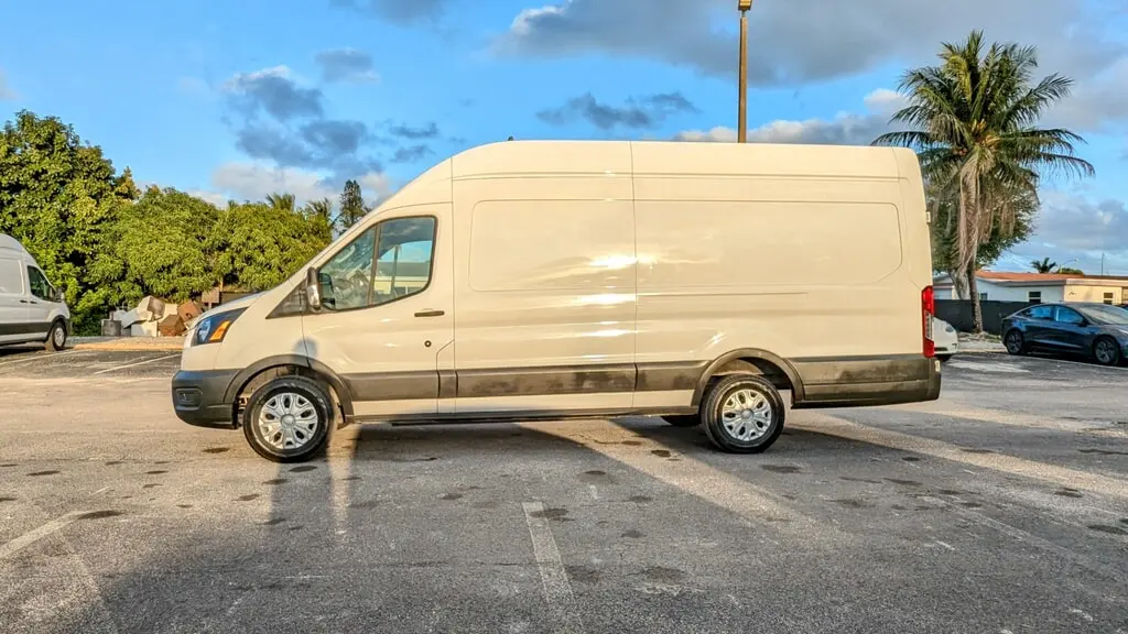 Florida Fine Cars - Used FORD E-TRANSIT 2022 MIAMI 