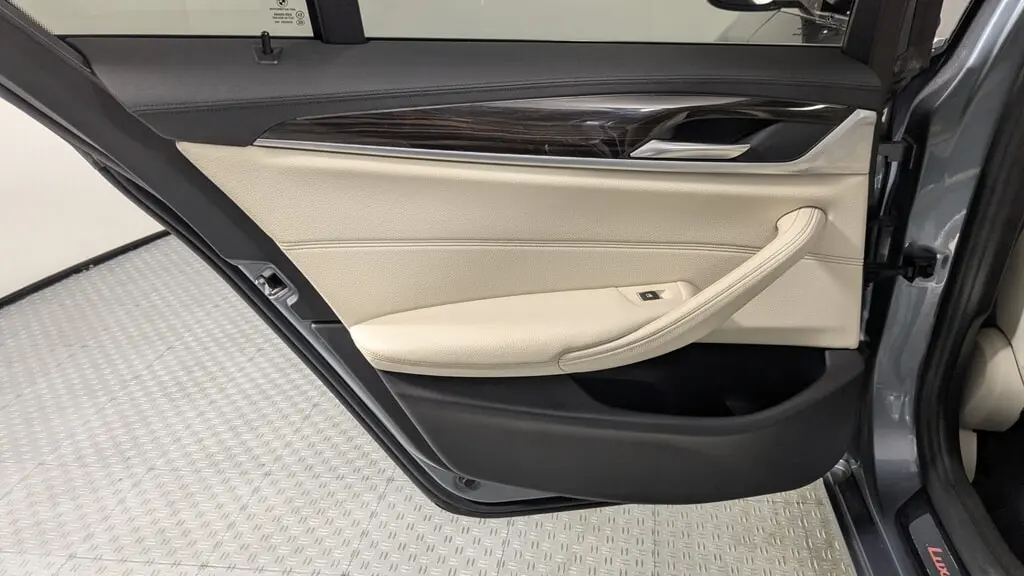 Florida Fine Cars - Used BMW 5 SERIES 2017 ORLANDO 540I Luxury Line