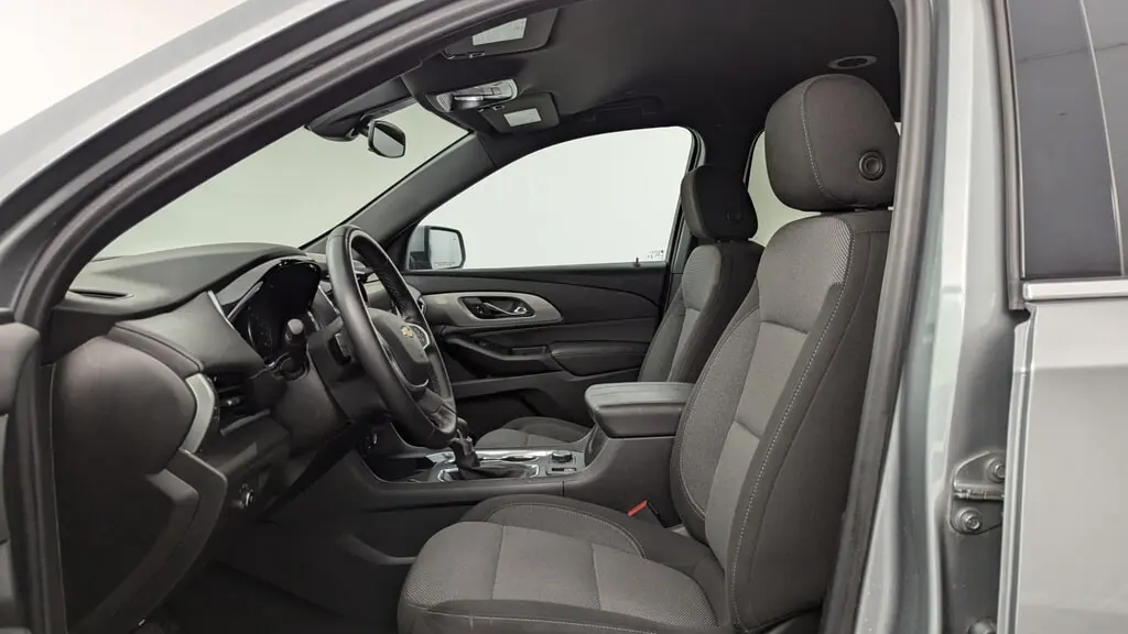 Florida Fine Cars - Used CHEVROLET TRAVERSE 2023 MIAMI LT CLOTH