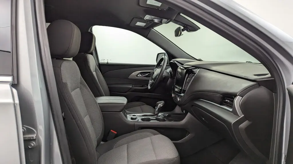 Florida Fine Cars - Used CHEVROLET TRAVERSE 2023 MIAMI LT CLOTH