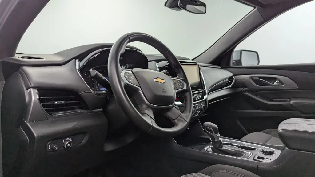 Florida Fine Cars - Used CHEVROLET TRAVERSE 2023 MIAMI LT CLOTH