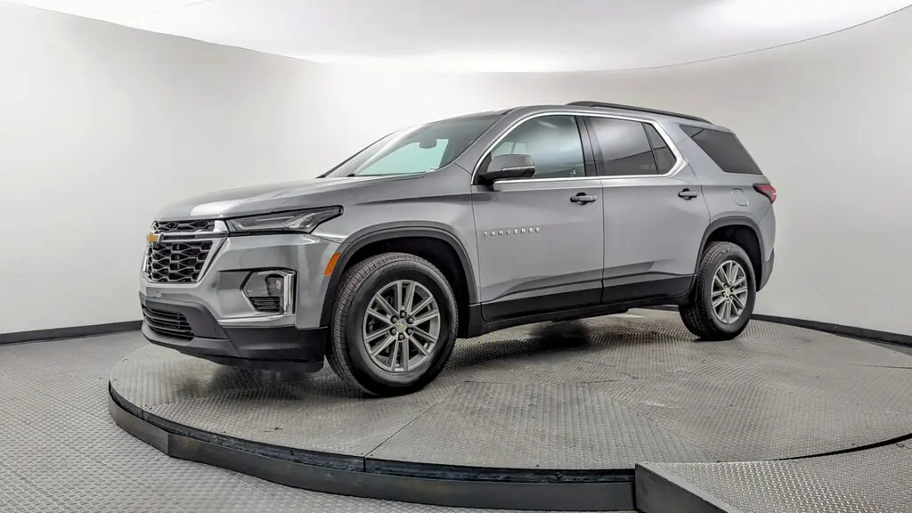 Florida Fine Cars - Used CHEVROLET TRAVERSE 2023 MIAMI LT CLOTH