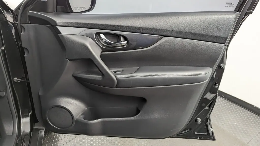 Florida Fine Cars - Used NISSAN ROGUE 2017 MARGATE SV