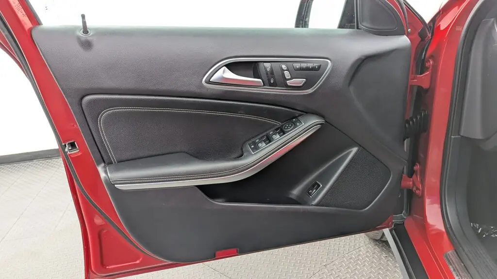 Florida Fine Cars - Used MERCEDES-BENZ GLA 2018 MIAMI GLA 250