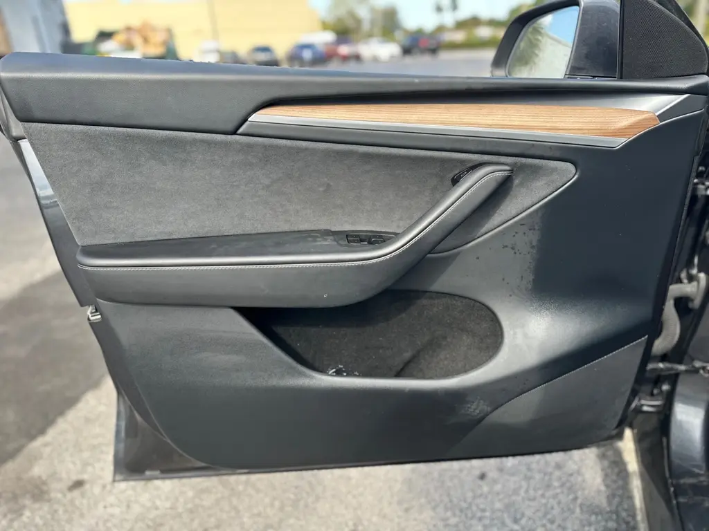 Florida Fine Cars - Used TESLA MODEL Y 2025 MARGATE LONG RANGE