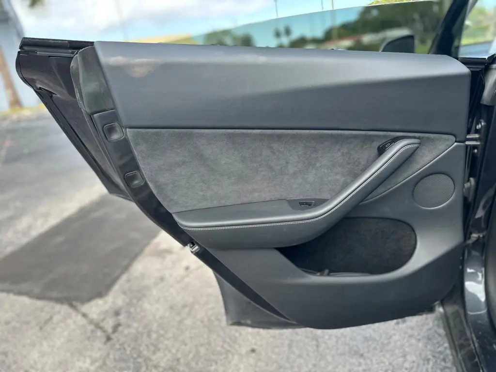 Florida Fine Cars - Used TESLA MODEL Y 2025 MARGATE LONG RANGE